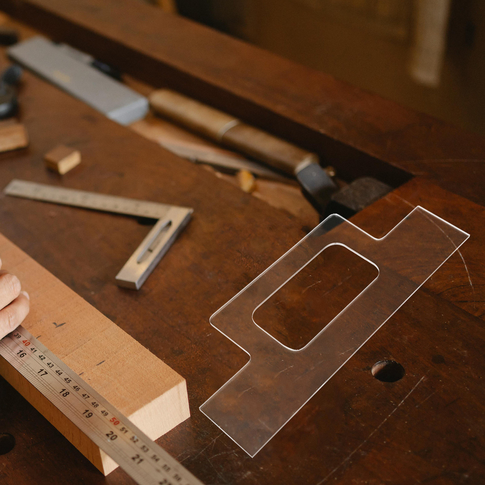 Woodworking Kitchen Projects - Clear Acrylic Cutting Board Handle Template