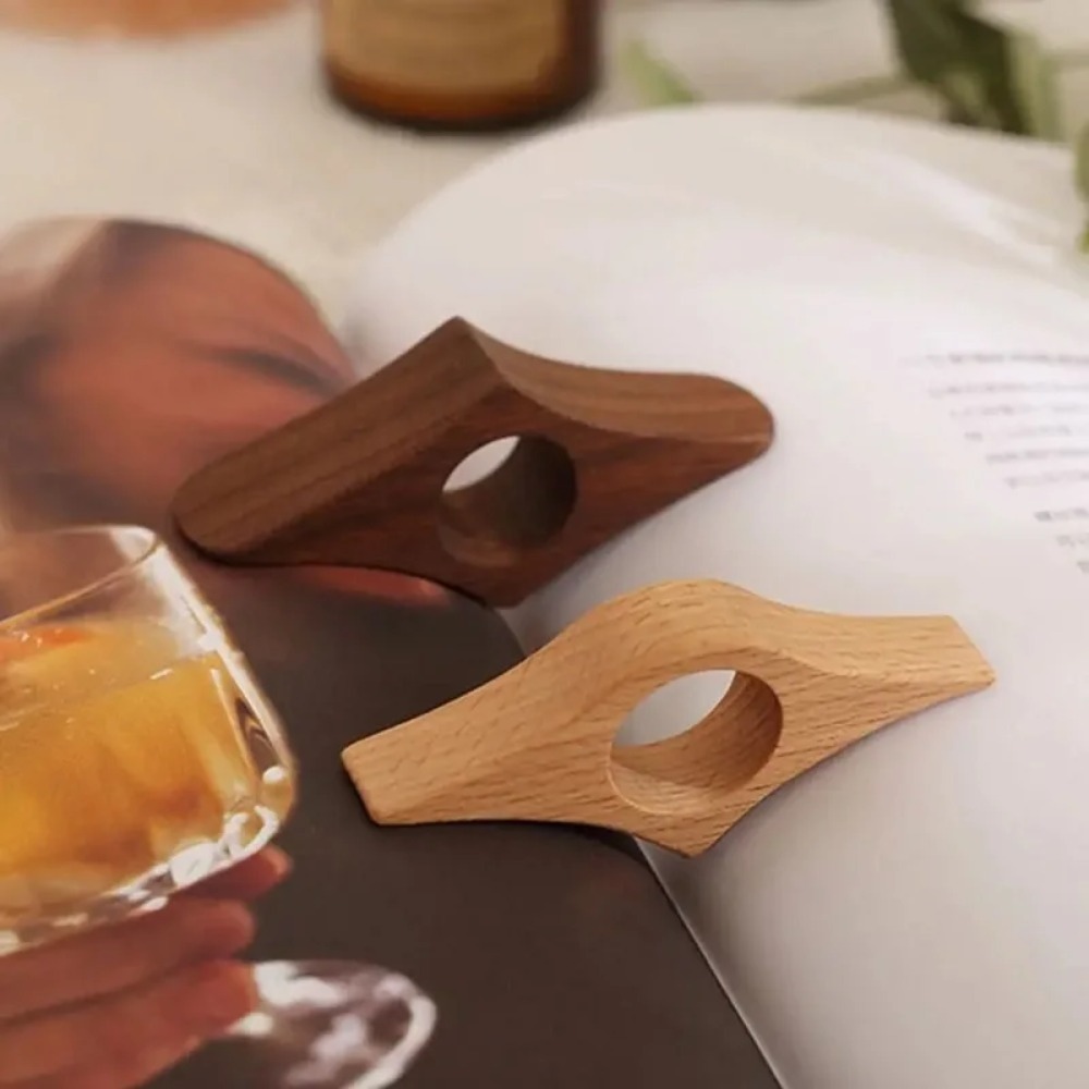 Solid Wood Thumb Book Support  - Woodworking School recension och pris