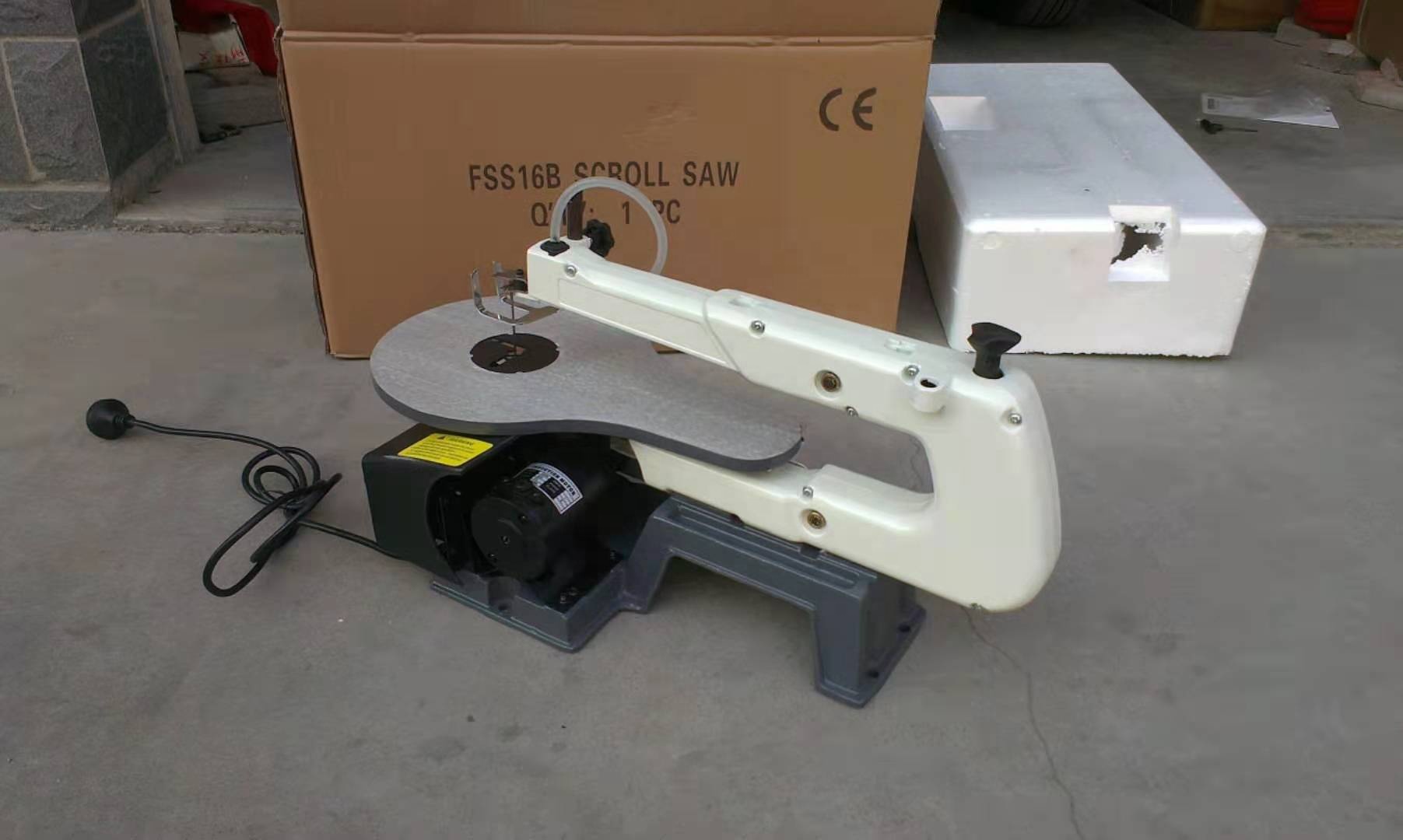 Wood Cutting Industrial Deskto - Woodworking Electric Saw recension och pris